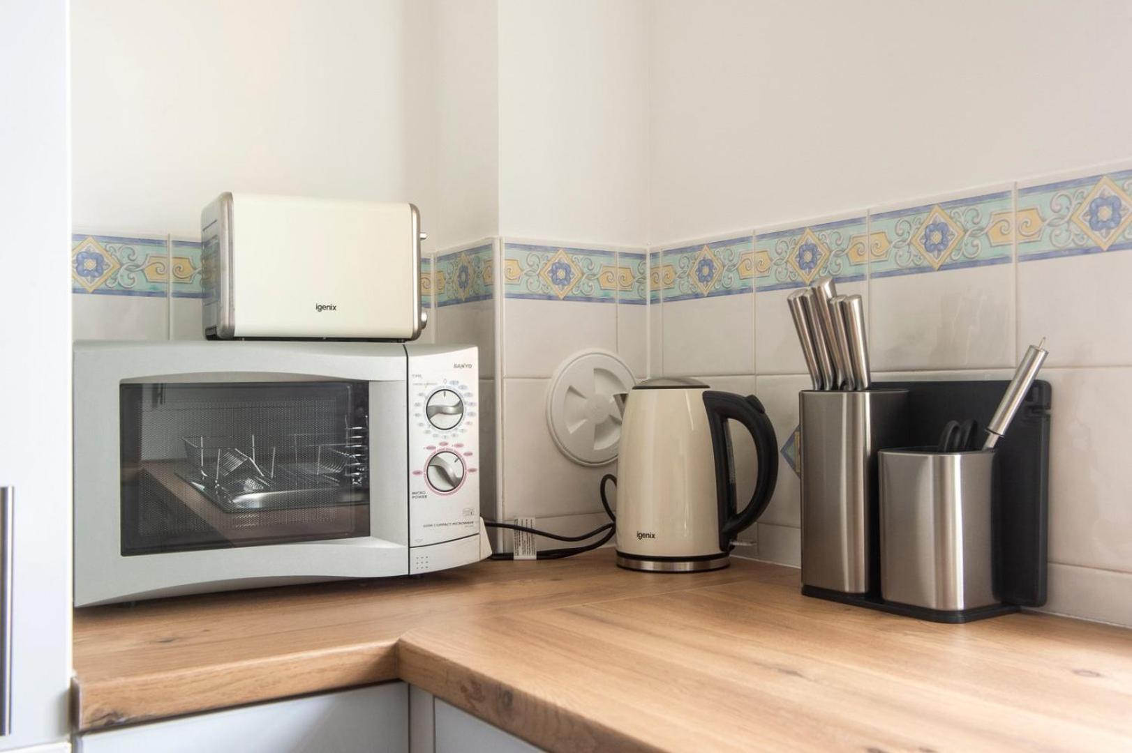 Guestready - Stylish Apt W/ Parking Near EDI Exterior foto