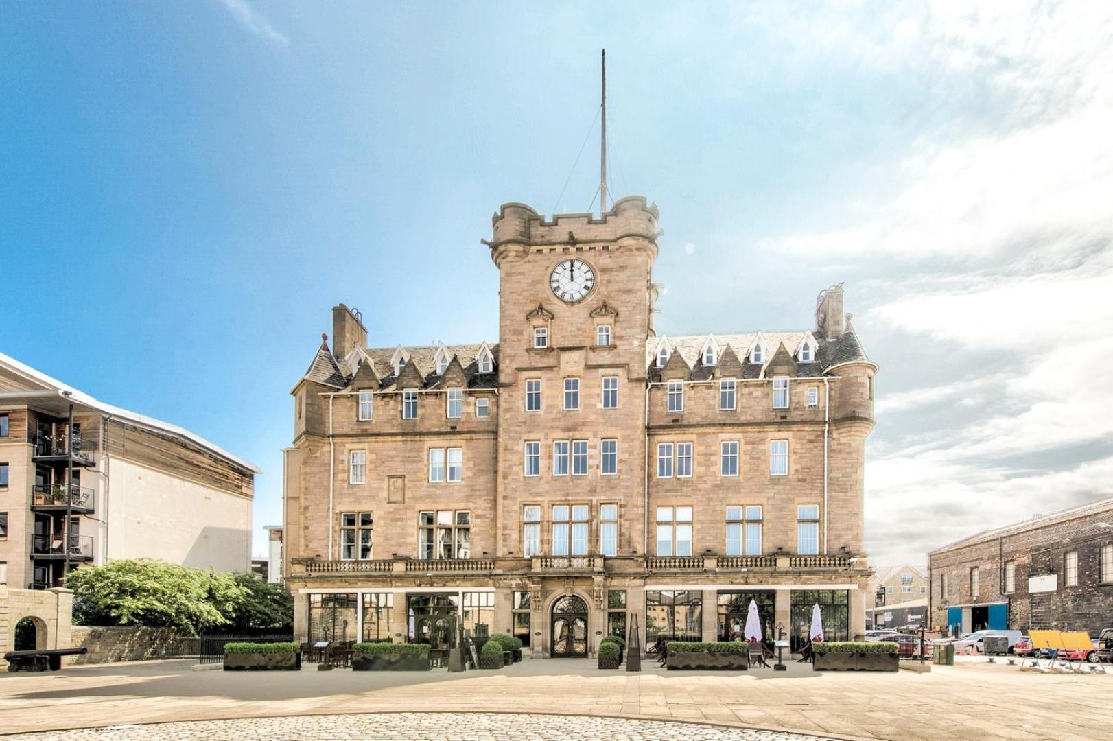 Guestready - Stylish Apt W/ Parking Near EDI Exterior foto