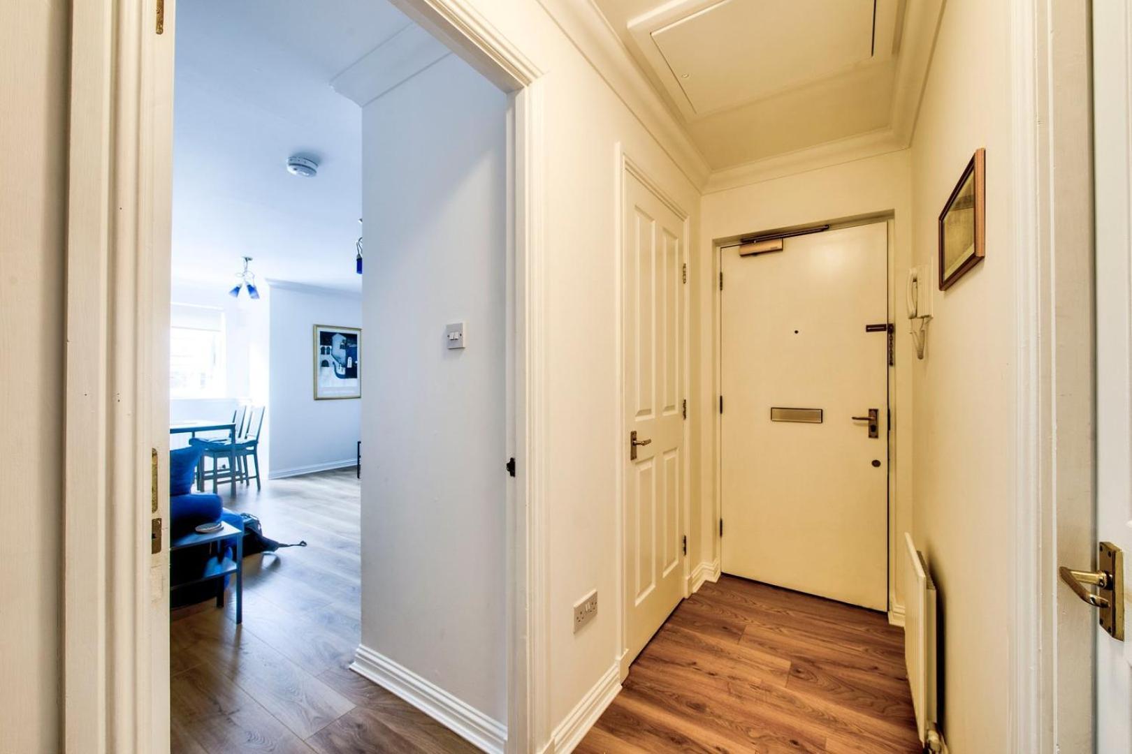 Guestready - Stylish Apt W/ Parking Near EDI Exterior foto